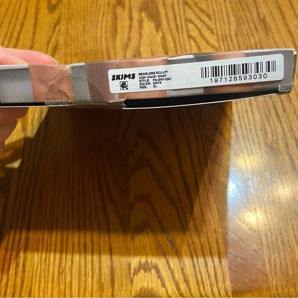 Seamless Sculpt High Waist Brief Size XL Color Onyx - Picture 6 of 6